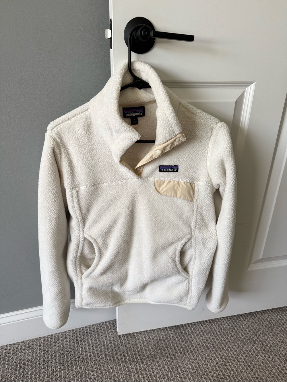 Patagonia Cream White Fleece Snap Pullover